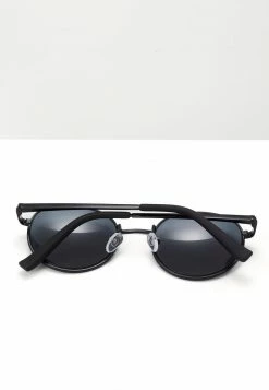 Even&Odd Sonnenbrille - Black | Damen 9 Even&Odd Sonnenbrille - Black | Damen -Even&Odd Verkäufe 01662cc4cc6d45499ef2a712f8ee3afc