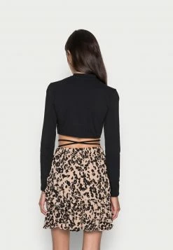 Even&Odd Langarmshirt - Black | Damen 9 Even&Odd Langarmshirt - Black | Damen -Even&Odd Verkäufe 116e406030ea4b14bf923470e7c14d9a