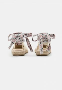 Even&Odd Riemensandalette - Offwhite | Damen -Even&Odd Verkäufe 21db8bc1ceed476aba70aeb21e22621a
