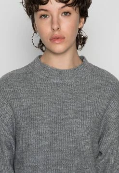 Even&Odd Damen BAT SHAPE MOCK NECK SHORTER - Strickpullover - Mottled Grey -Even&Odd Verkäufe 2359c3d902234ba290a17d294f096b25