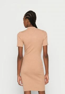 Even&Odd Damen PERKIN NECK SHORT SLEEVE DRESS - Strickkleid - Camel -Even&Odd Verkäufe 318b39899bc943aea025c9bfde5731e7