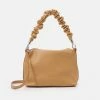 Even&Odd Damen Handtasche - Camel -Even&Odd Verkäufe 4e1c5fc9e5db4b07ab0d23231a05d83e