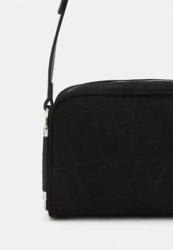 Even&Odd Damen Umhängetasche - Black 9 Even&Odd Damen Umhängetasche - Black -Even&Odd Verkäufe 4eaad2bc5da54307bda116999187b23a