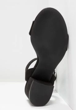 Even&Odd Damen Riemensandalette - Black -Even&Odd Verkäufe 663cfadc854045a7b821e870580e5943