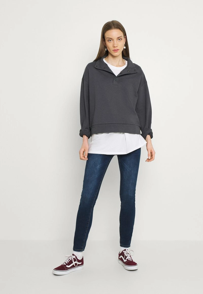 Even&Odd Damen OVERSIZED POPPER HIGH NECK - Sweatshirt - Grey 4 Even&Odd Damen OVERSIZED POPPER HIGH NECK - Sweatshirt - Grey – Bild 2
