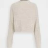Even&Odd Damen BAT SHAPE MOCK NECK SHORTER - Strickpullover - Beige 1 Even&Odd Damen BAT SHAPE MOCK NECK SHORTER - Strickpullover - Beige -Even&Odd Verkäufe 7af7d53ef8ae47a3a7c0dc911f56bc41