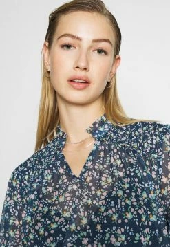 Even&Odd Damen PRINTED BLOUSE - Bluse - Blue 14 Even&Odd Damen PRINTED BLOUSE - Bluse - Blue -Even&Odd Verkäufe 833038b80a4c41a483add33ffb68d1cf