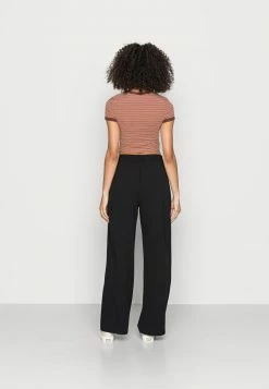 Even&Odd BELT DETAIL WIDE LEG PANTS - Stoffhose - Black | Damen -Even&Odd Verkäufe a9855e632de94b4d8943728ce35404ce