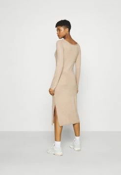 Even&Odd Damen KNIT MAXI V NECK DRESS WITH SLIT - Strickkleid - Camel -Even&Odd Verkäufe d4056a7984db4587a72e8baad401f2ea