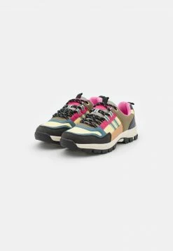 Even&Odd Sneaker Low - Black/multi-coloured | Damen 10 Even&Odd Sneaker Low - Black/multi-coloured | Damen -Even&Odd Verkäufe d4a429db3cef480abbef33c588fb85e8