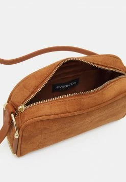 Even&Odd Damen Umhängetasche - Cognac 8 Even&Odd Damen Umhängetasche - Cognac -Even&Odd Verkäufe d6ce58ccc2c540b4ac447a0c0fc43dbf