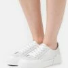 Even&Odd Sneaker Low - Silver | Damen -Even&Odd Verkäufe daeb7e18feb24cf98451369d431b4266