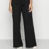 Even&Odd BELT DETAIL WIDE LEG PANTS - Stoffhose - Black | Damen